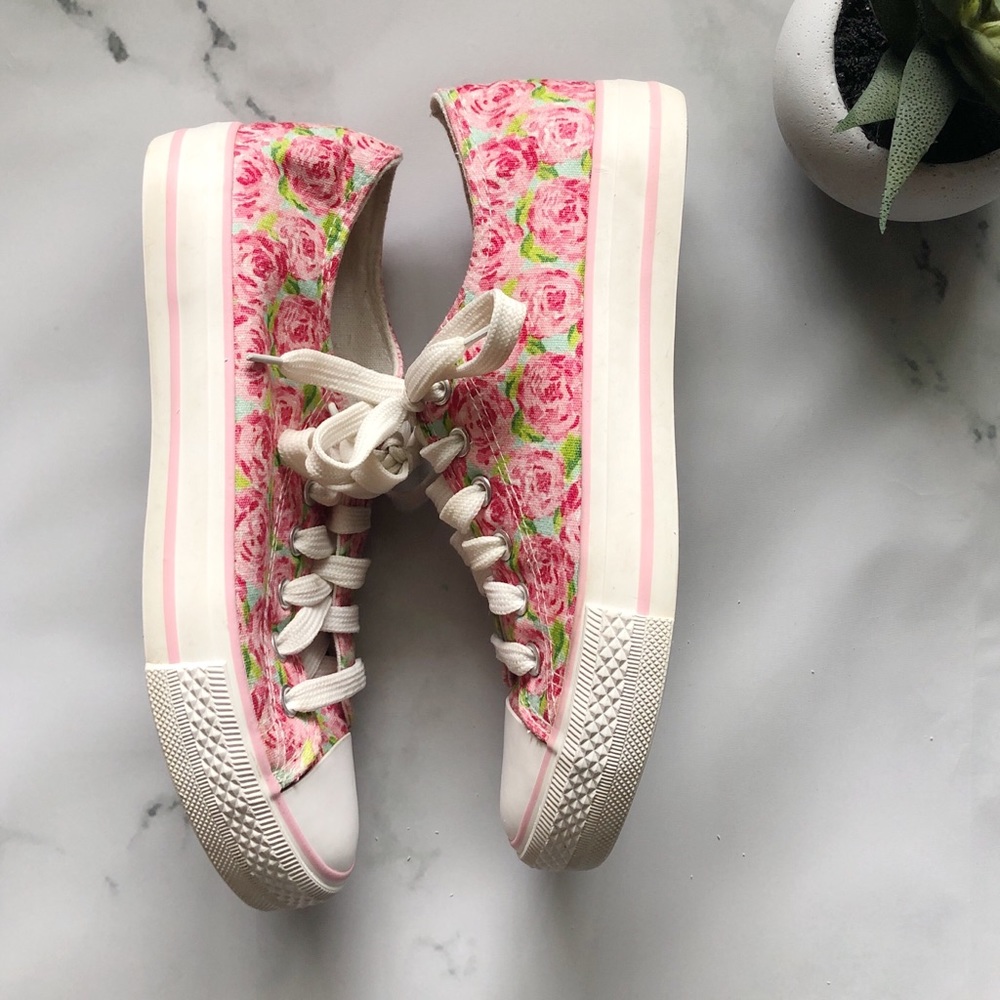 Boutique Pink Floral Sneakers Size 8 - Picture 5 of 6